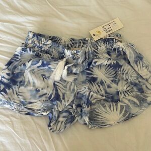 Ocean Drive Printed Smocked Shorts Size Small